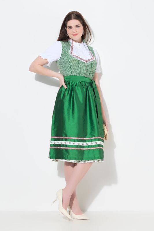 Рокля Dirndl със сърцевидно деколте