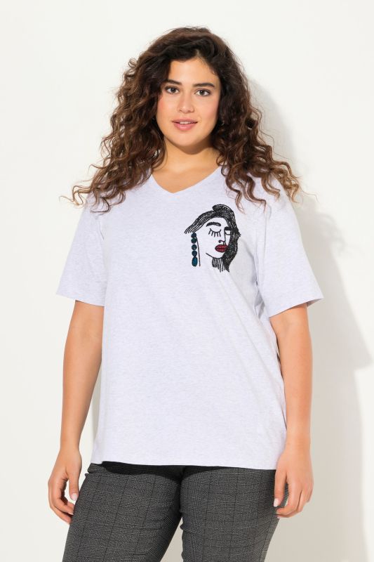 Embroidered Face Motif Short Sleeve V-Neck Tee