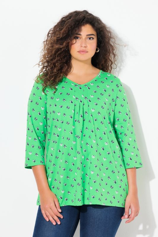 Minimal Floral Print 3/4 Sleeve Tee