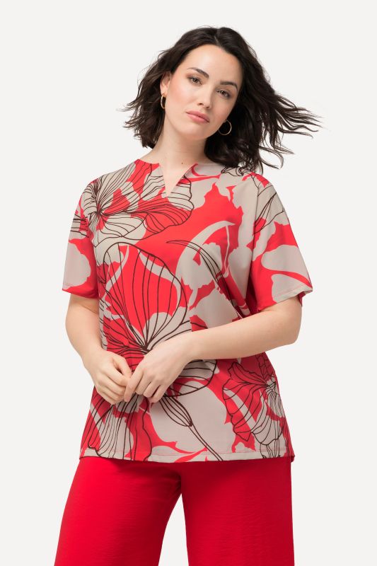 Flower Silhouette Short Sleeve Split Neck Tee