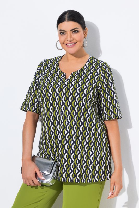 Geometric Print Short Sleeve Split Neck Tee