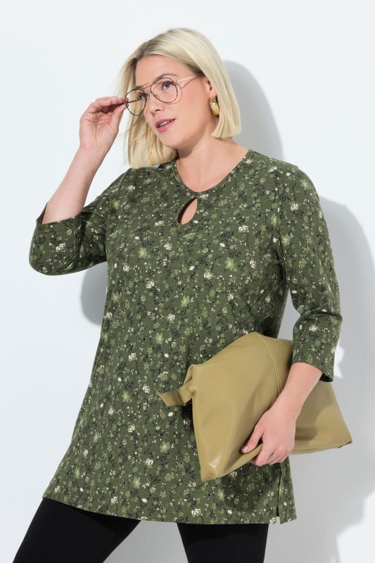 Twisting Floral 3/4 Sleeve Knit Tunic