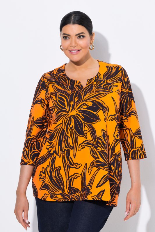 Leaf Print 3/4 Sleeve Split Neck Tee