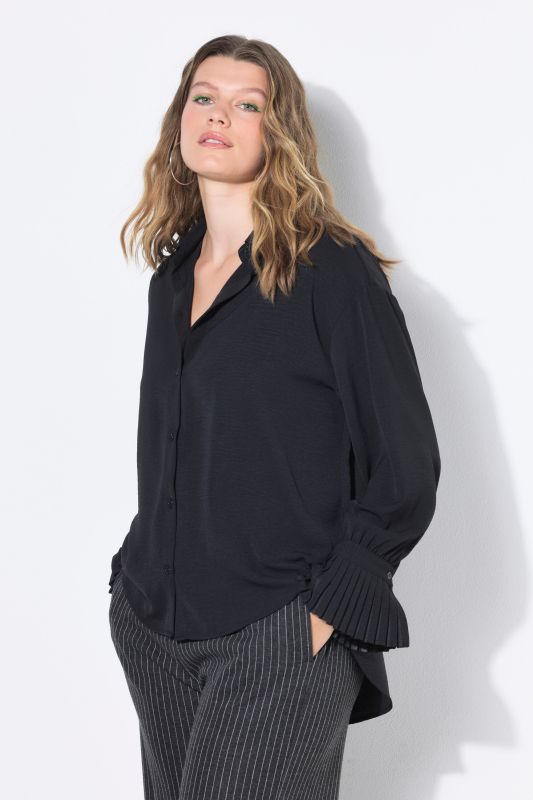 Риза с плисирани маншети