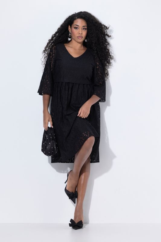 Lace Layered Short Sleeve Midi Dress