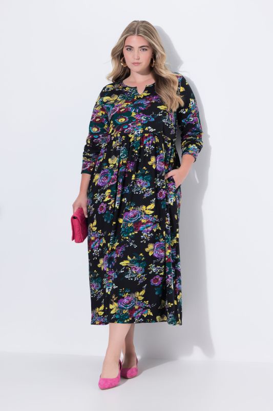 Рокля с електрикови цветя