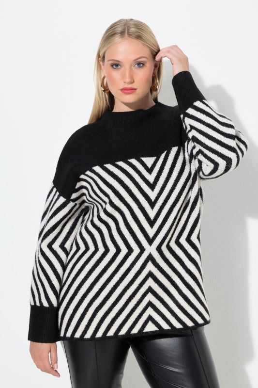 Пуловер с графични райета
