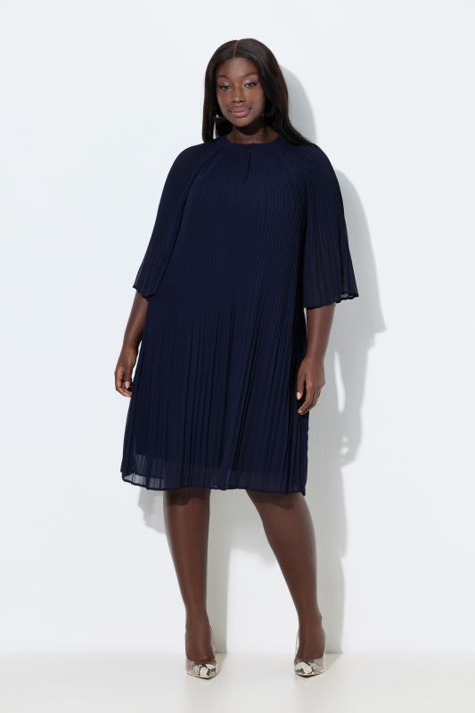 Рокля плисирана