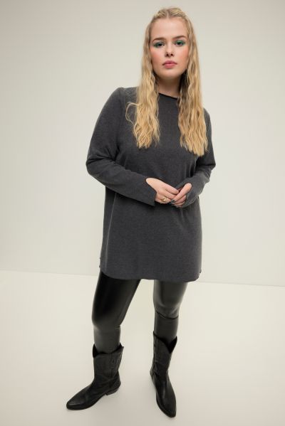 Long sleeve, A-line, stand-up collar, side slits