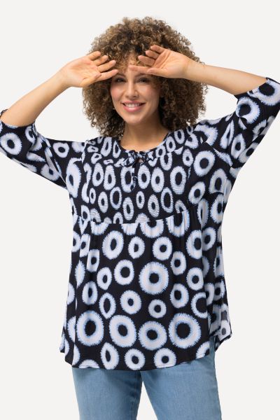 Блуза с набор и кръгове