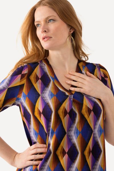 Блуза с геометричен принт