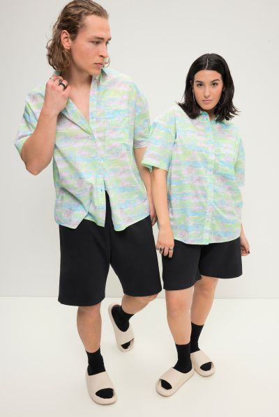 Hawaiian shirt, oversized, all-over print, shirt collar, short sleeves