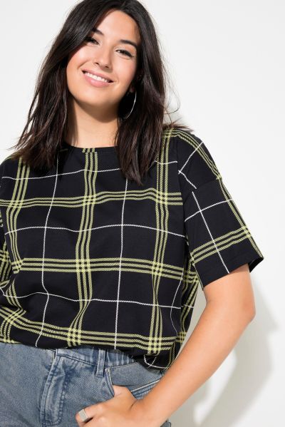 Oversized Short Sleeve Plaid Tee