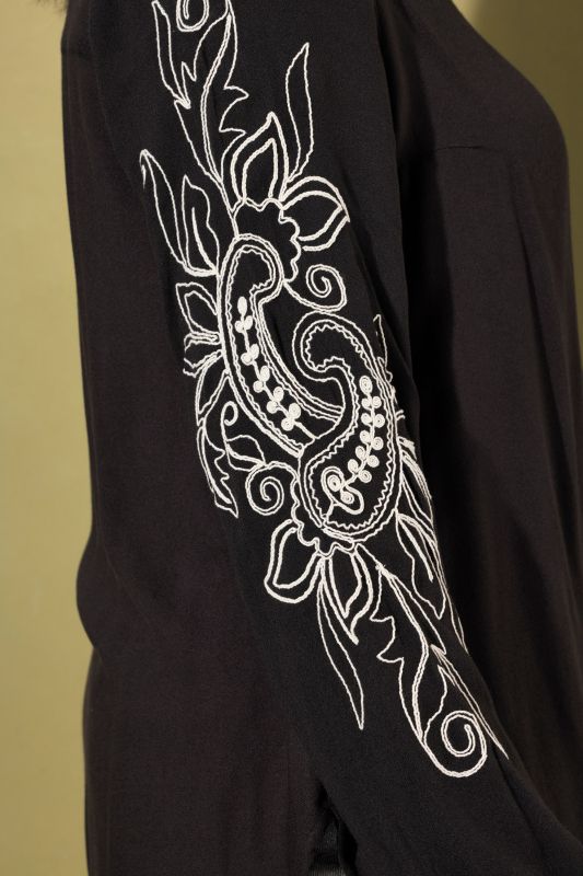 Embroidered Detail Split Neck Blouse