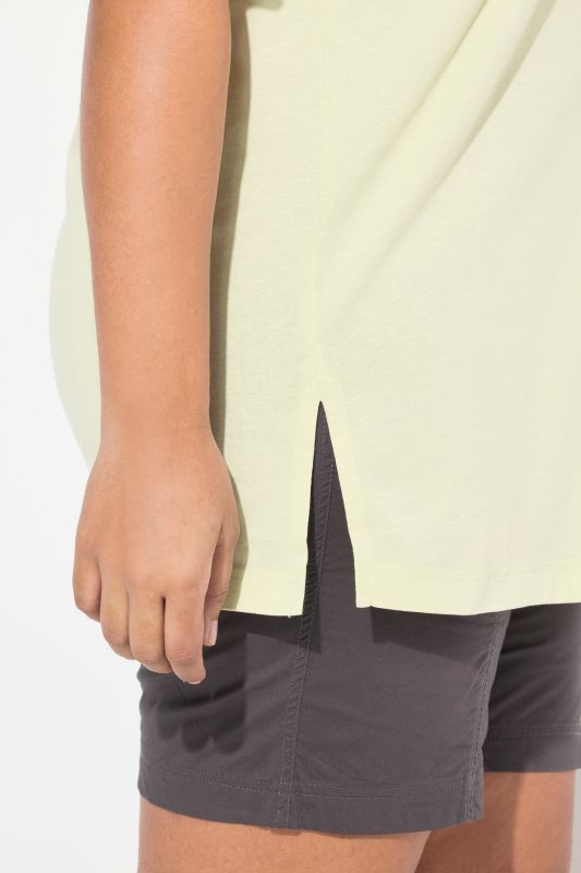 Basic V-Neck Relaxed Fit Short Sleeve Tee