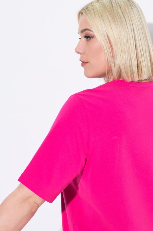 Essential Round Neck Stretch Tee