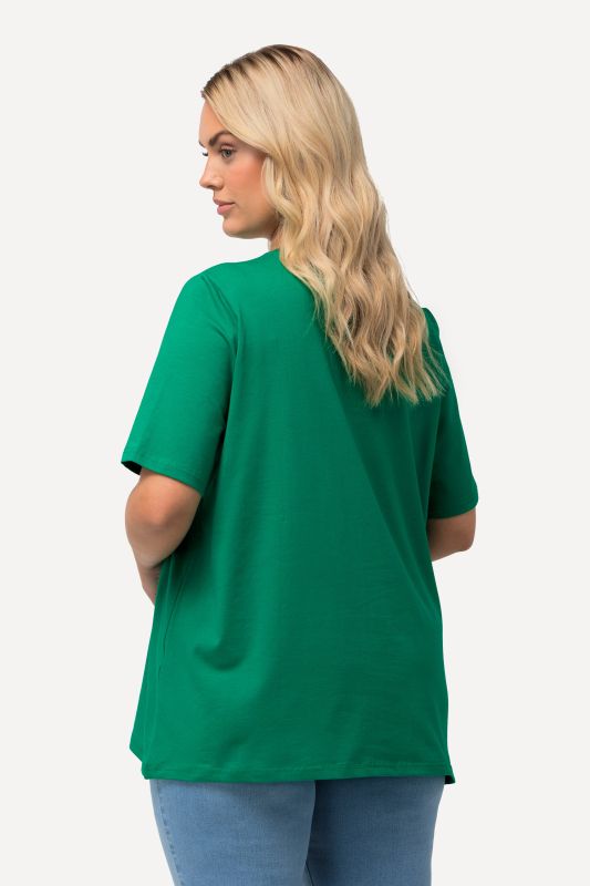 Essential V-Neck Stretch Tee