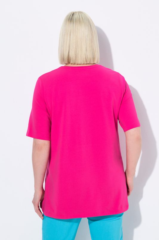 Essential V-Neck Stretch Tee