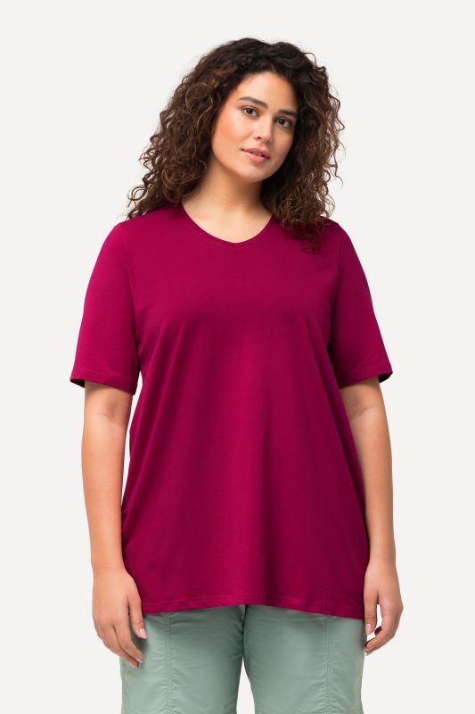 Essential V-Neck Stretch Tee