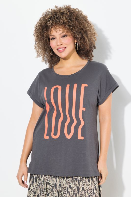LOVE Short Sleeve Graphic Tee