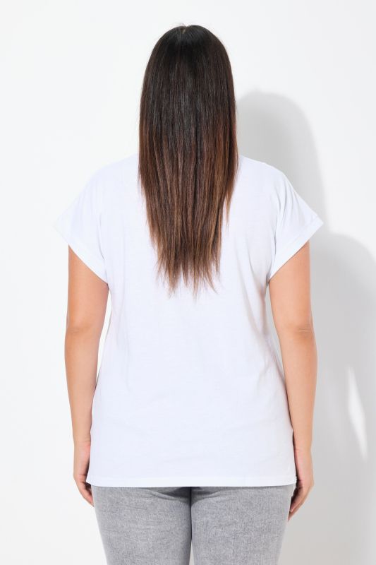 LOVE Short Sleeve Graphic Tee
