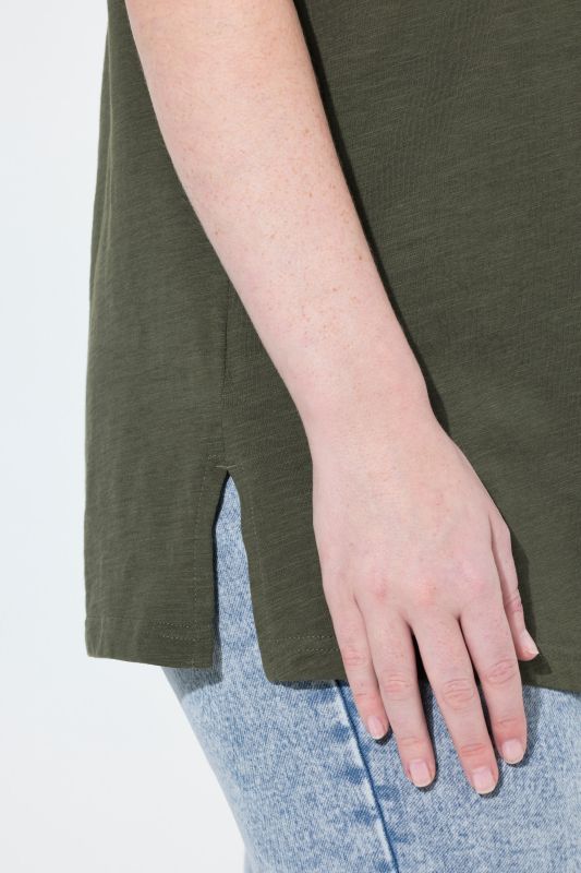 Wing Sleeve V-Neck Tee
