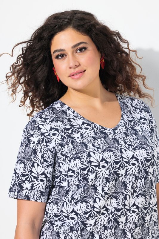 Coral Reef Printed Short Sleeve V-Neck Tee