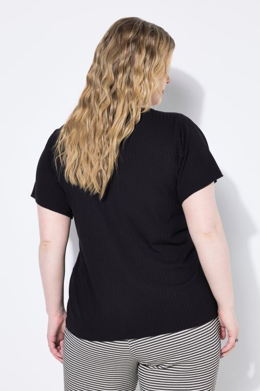 Ribbed shirt, classic shape, V-neck, wing half sleeves