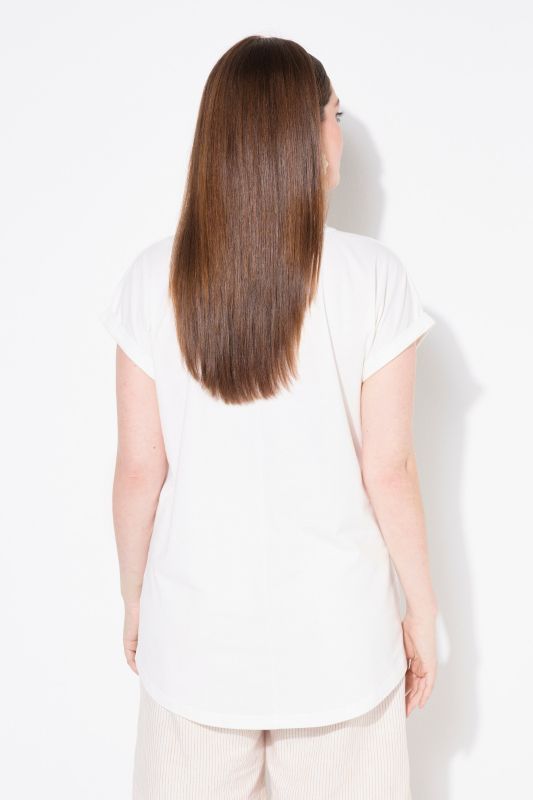 Eco Cotton Textured Vase Graphic V-Neck Tee