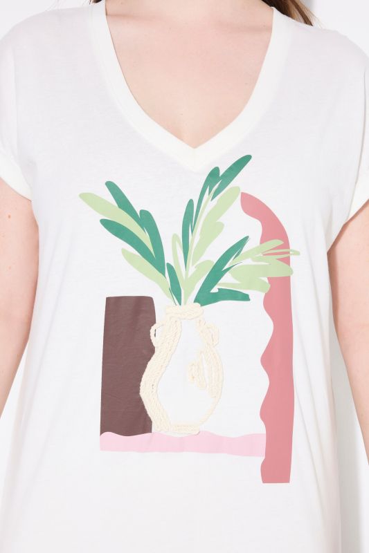 Eco Cotton Textured Vase Graphic V-Neck Tee