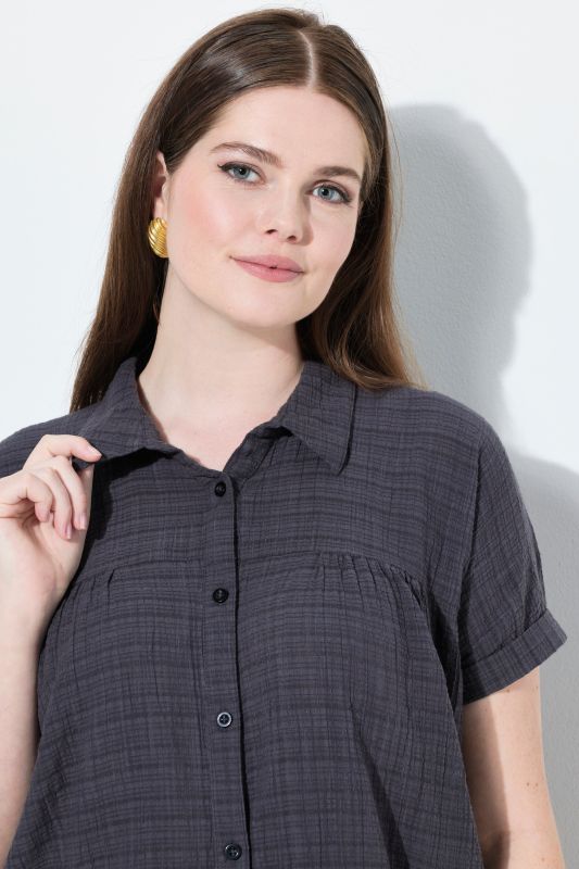 Textured Short Sleeve Shirt Blouse