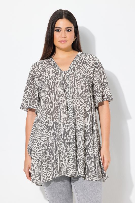 Animal Print Short Sleeve Tunic Blouse