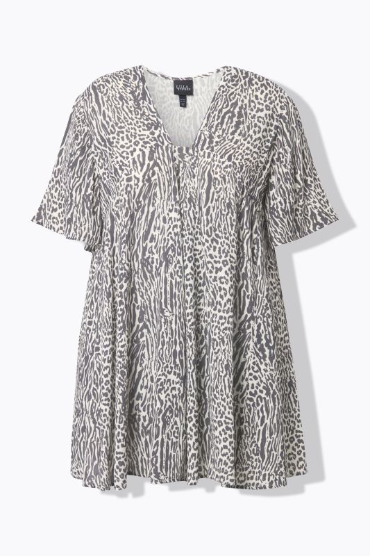 Animal Print Short Sleeve Tunic Blouse