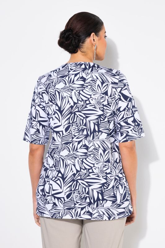 Abstract Foliage Short Sleeve Split Neck Tee