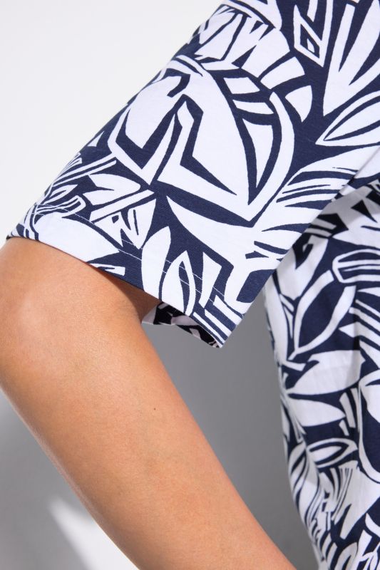 Abstract Foliage Short Sleeve Split Neck Tee