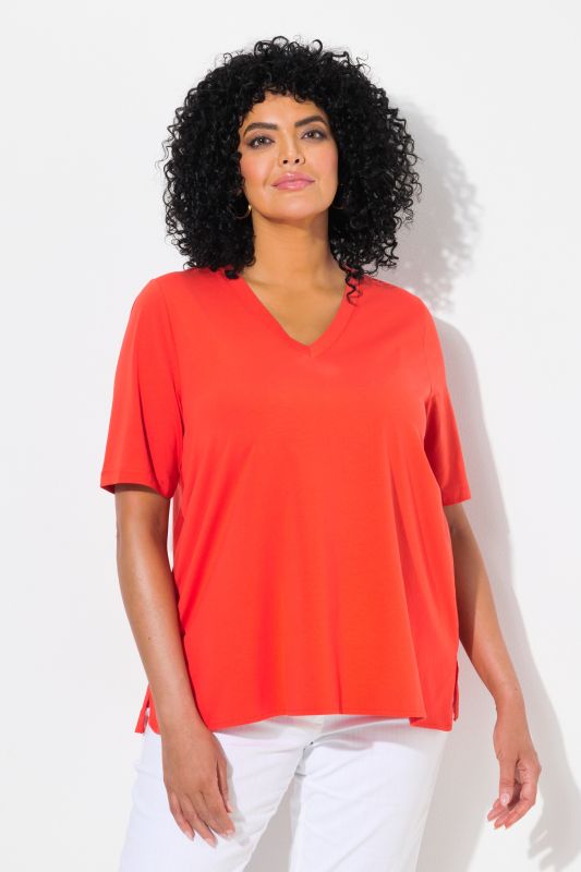 Poplin Back Short Sleeve V-Neck Tee