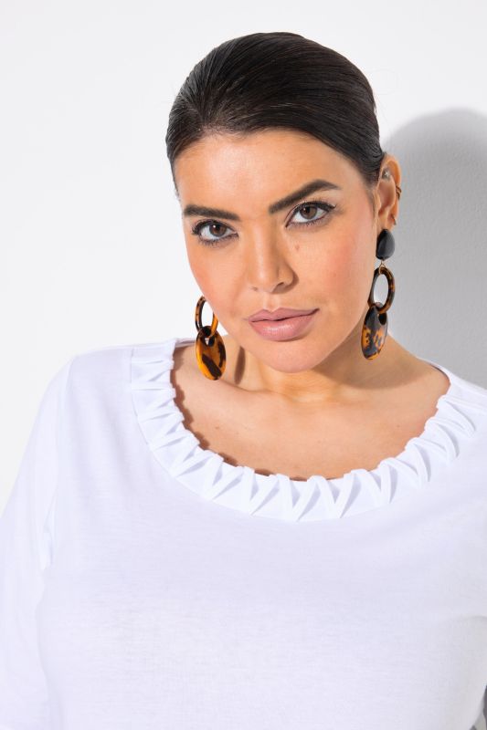 Braided Neck Short Sleeve Tee