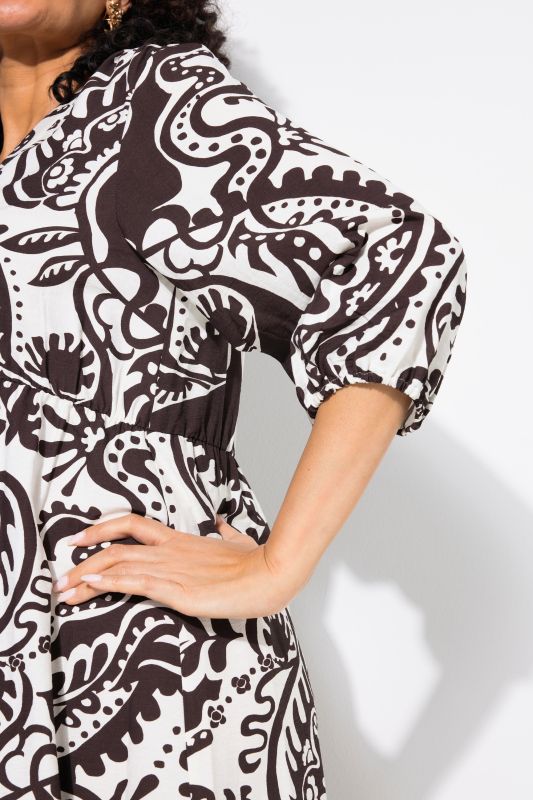 Paisley Flounce Panel Dress