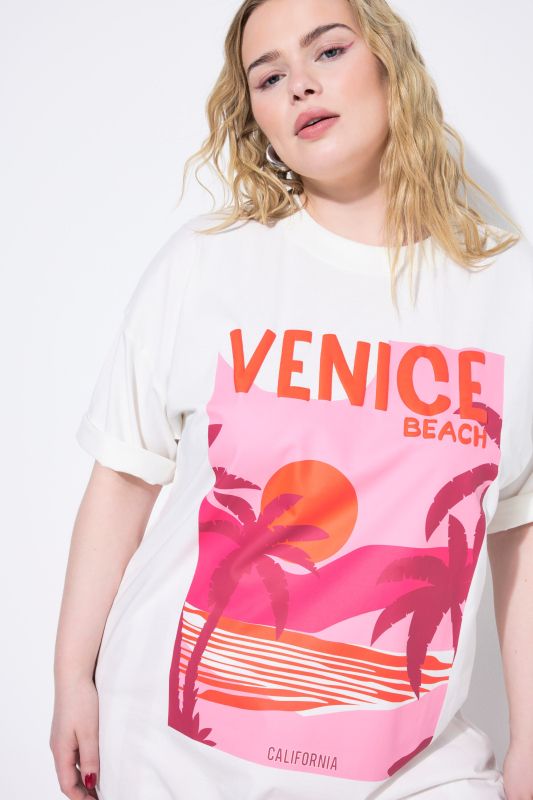 Beach Graphic Short Sleeve Tee