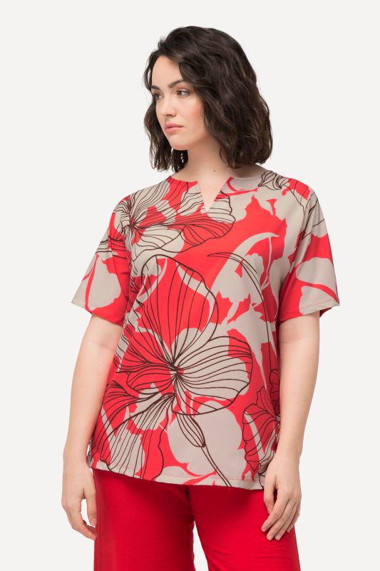 Flower Silhouette Short Sleeve Split Neck Tee