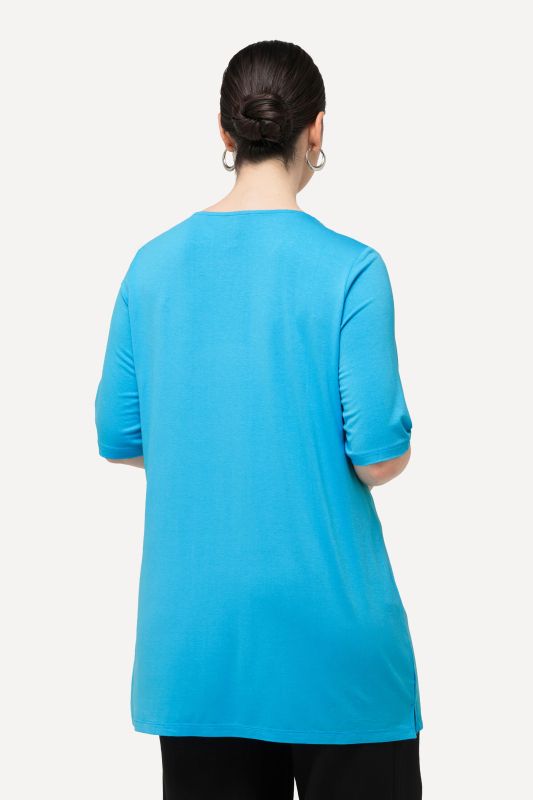 Embroidered Neck Short Sleeve Tee