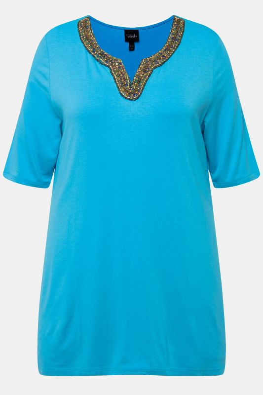 Embroidered Neck Short Sleeve Tee