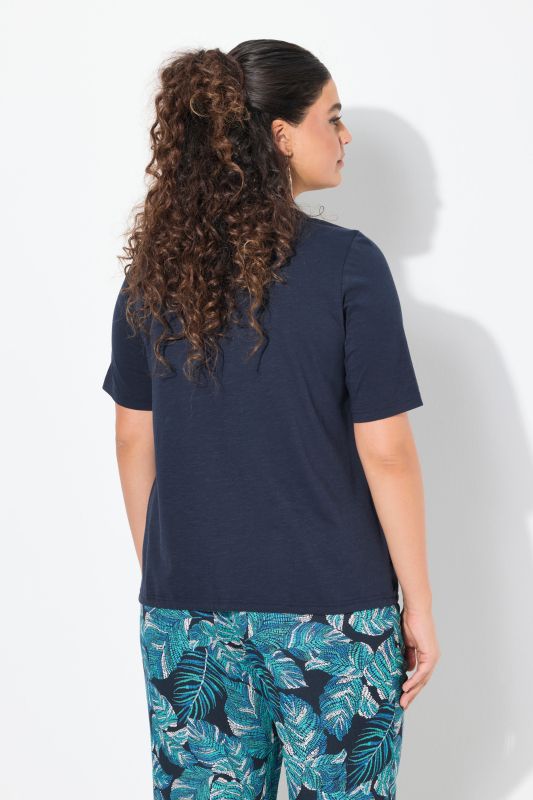 Ride The Wave Short Sleeve V-Neck Graphic Tee