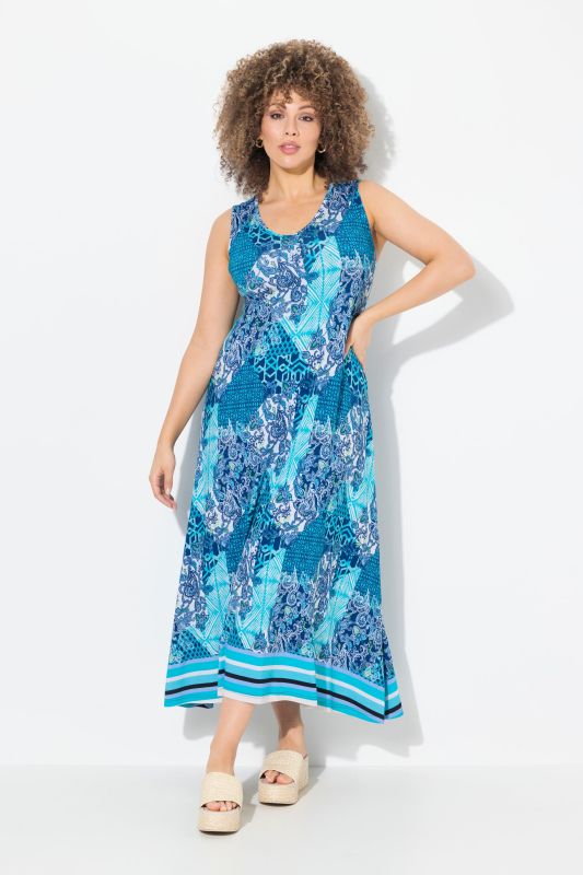 Sleeveless Patch Print D ress