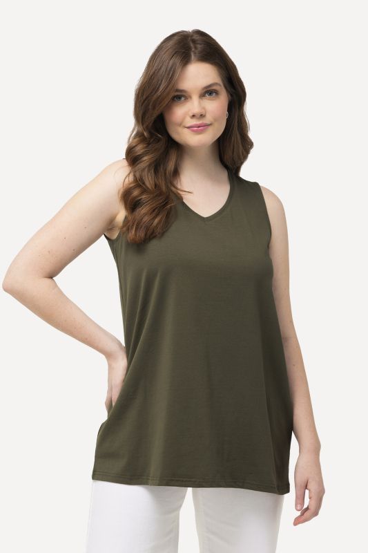 Essential V-Neck Stretch Cotton Tank