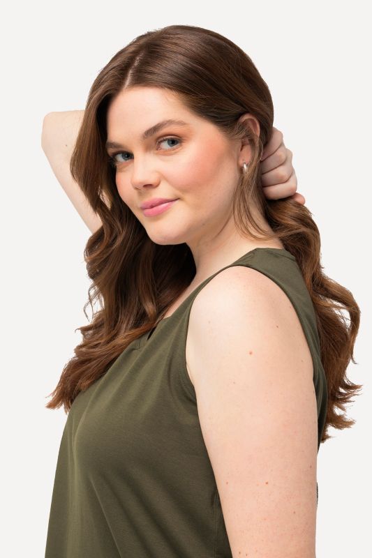 Essential V-Neck Stretch Cotton Tank