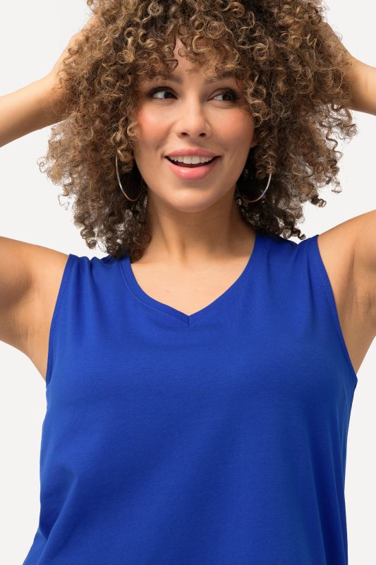 Essential V-Neck Stretch Cotton Tank