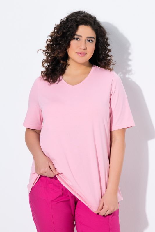 Essential V-Neck Stretch Tee