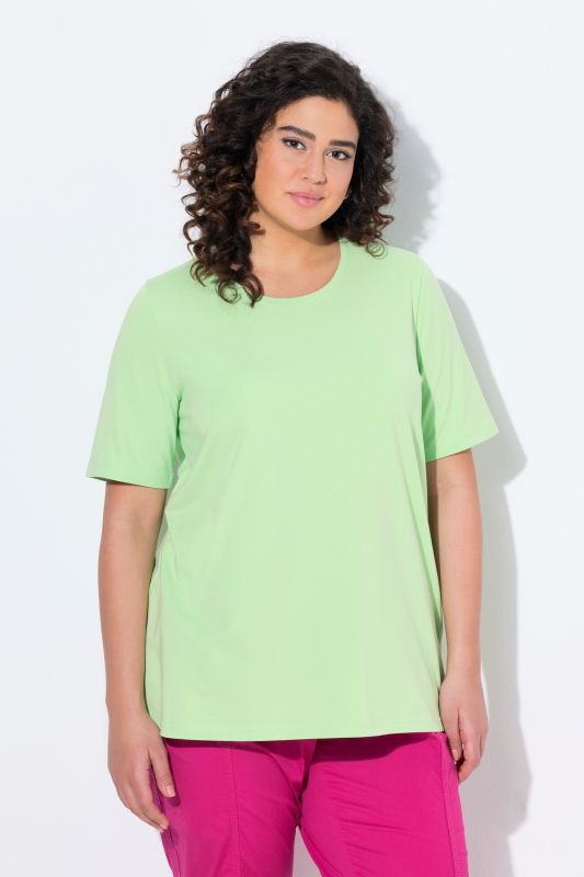Essential Round Neck Stretch Tee