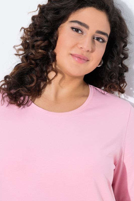 Essential Round Neck Stretch Tee